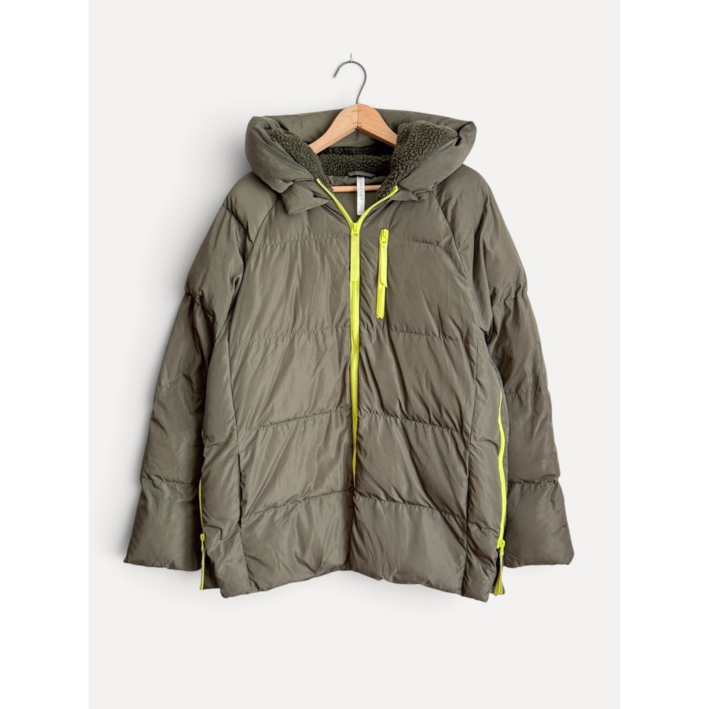 Fabletics Puffer Jacket Hooded Quilted Neon Zip Small Olive Green Sherpa Lining